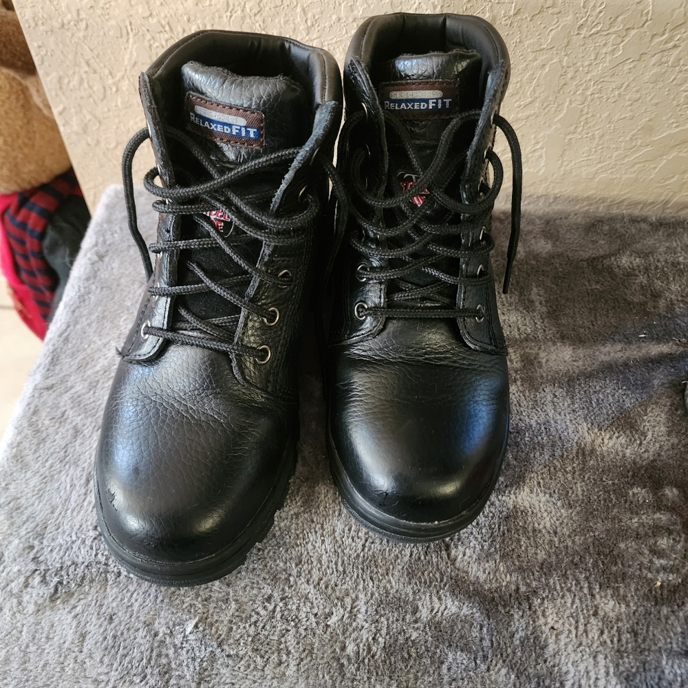 Skechers Women's Steel Toe Boot with Memory Foam 76561 Size 7 Black